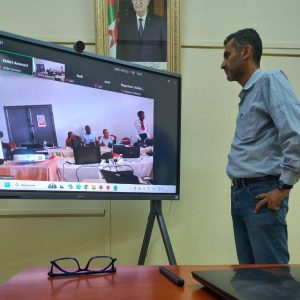 محاضرة عن بعد ضمن برنامج الحركية الأكاديمية في القارة الإفريقية